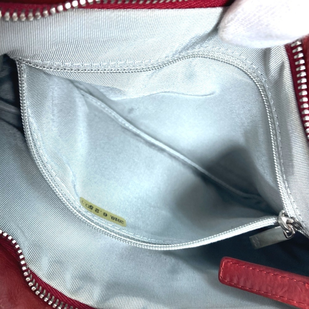 CHANEL Shoulder Bag - Picture 15 of 16